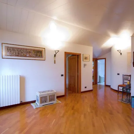 Дом отдыха Luxurious In With Private Swimming Pool Montelupone